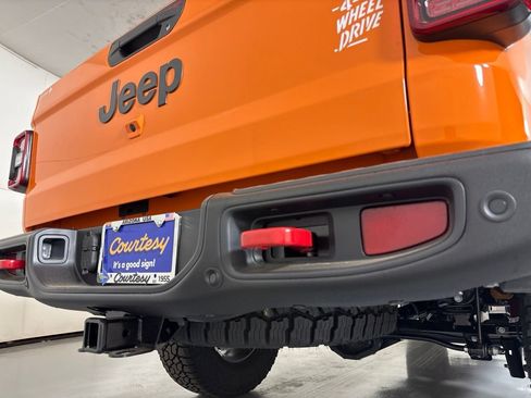 New 2026 Jeep Gladiator Rubicon AWD/4WD image 14