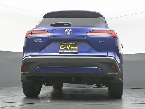 Used 2025 Toyota Corolla Cross XLE w/ Convenience Package image 48