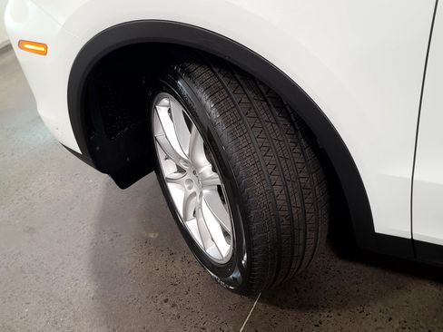 New 2026 Porsche Cayenne image 33