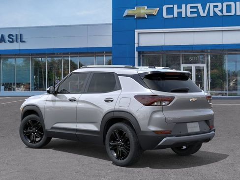 New 2026 Chevrolet TrailBlazer LT w/ Midnight Edition AWD/4WD image 3