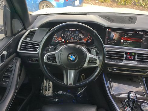 Used 2021 BMW X5 M50i w/ Premium Package image 16