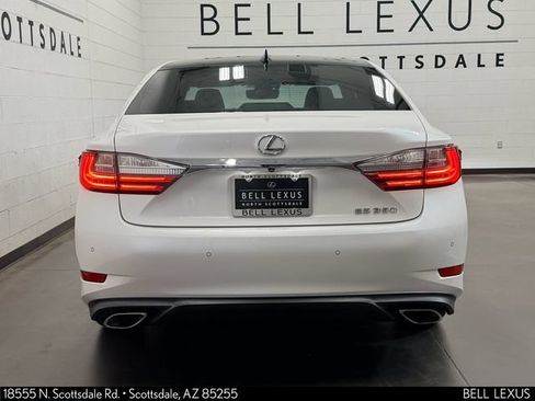 Used 2018 Lexus ES 350 w/ Navigation System Package FWD image 5