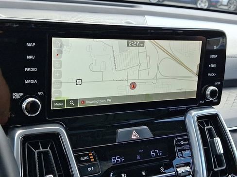 Used 2023 Kia Sorento SX image 22