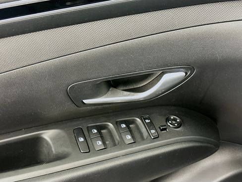 Used 2023 Hyundai Tucson SEL w/ Cargo Package image 15