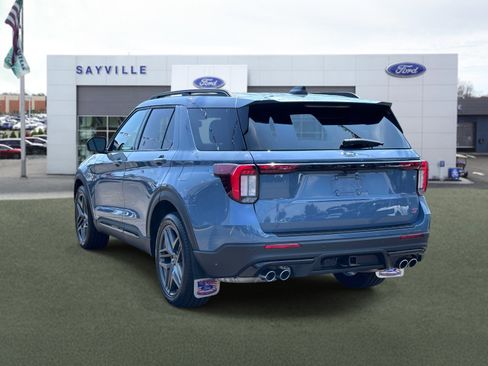 Certified 2025 Ford Explorer ST w/ Sun And Sound Package AWD/4WD image 4