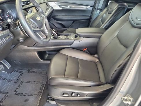Used 2024 Cadillac XT5 Sportv w/ Technology Package AWD/4WD image 17
