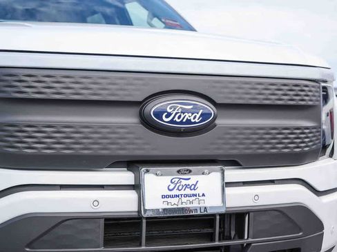 Used 2025 Ford F150 Lightning Flash AWD/4WD image 5