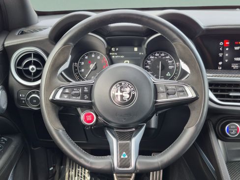 Used 2022 Alfa Romeo Stelvio Quadrifoglio w/ Active Assist Plus Package AWD/4WD image 42