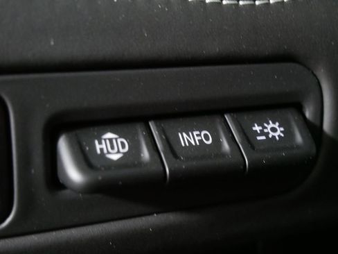 Used 2023 GMC Yukon Denali Ultimate AWD/4WD image 21