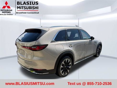 Used 2024 MAZDA CX-90 Plug-In Hybrid w/ Premium Pkg AWD/4WD image 8