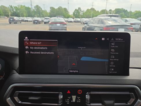 Used 2024 BMW X4 xDrive30i w/ Premium Package image 16