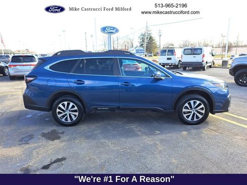 Used 2022 Subaru Outback Premium image 6