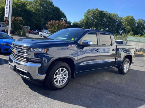 Used 2019 Chevrolet Silverado 1500 LT w/ All-Star Edition AWD/4WD image 3
