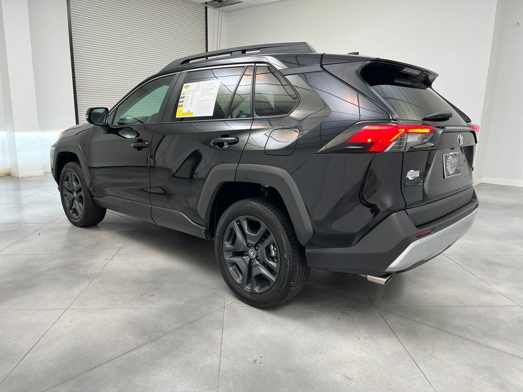 Used 2024 Toyota RAV4 Adventure AWD/4WD image 6