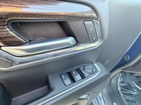 Used 2024 Chevrolet Silverado 1500 LT image 21