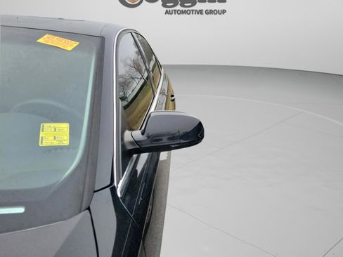 Used 2015 Audi A4 2.0T Premium image 23