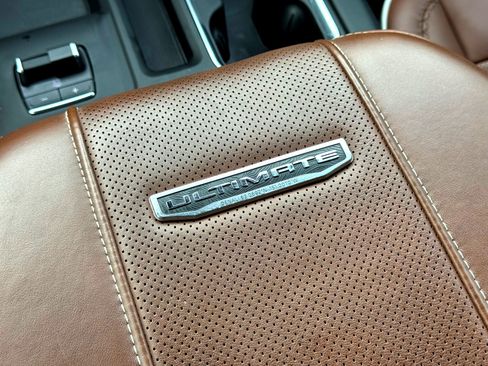 Used 2024 GMC Sierra 2500 Denali Ultimate image 27