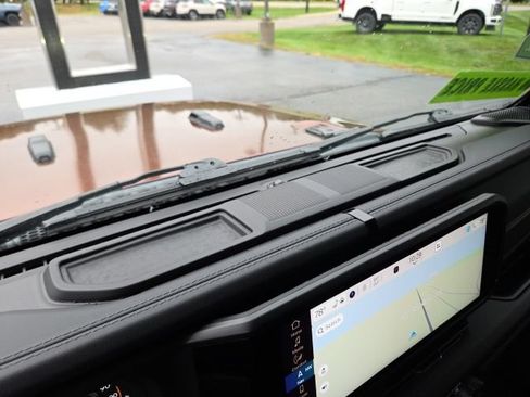 Used 2024 Jeep Wrangler Unlimited Sahara w/ Technology Group AWD/4WD image 73