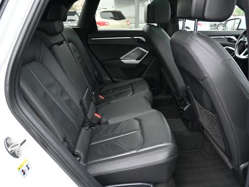 Used 2021 Audi Q3 2.0T Premium image 13