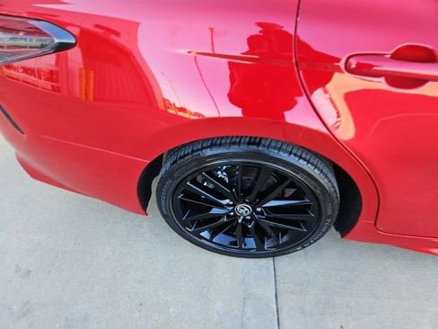 Used 2024 Toyota Camry XSE w/ Navigation Package image 10