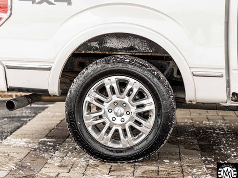 Used 2013 Ford F150 Platinum image 9