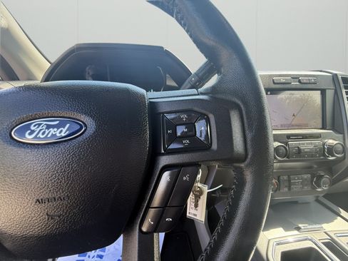 Used 2019 Ford F150 XLT w/ Equipment Group 302A Luxury AWD/4WD image 20