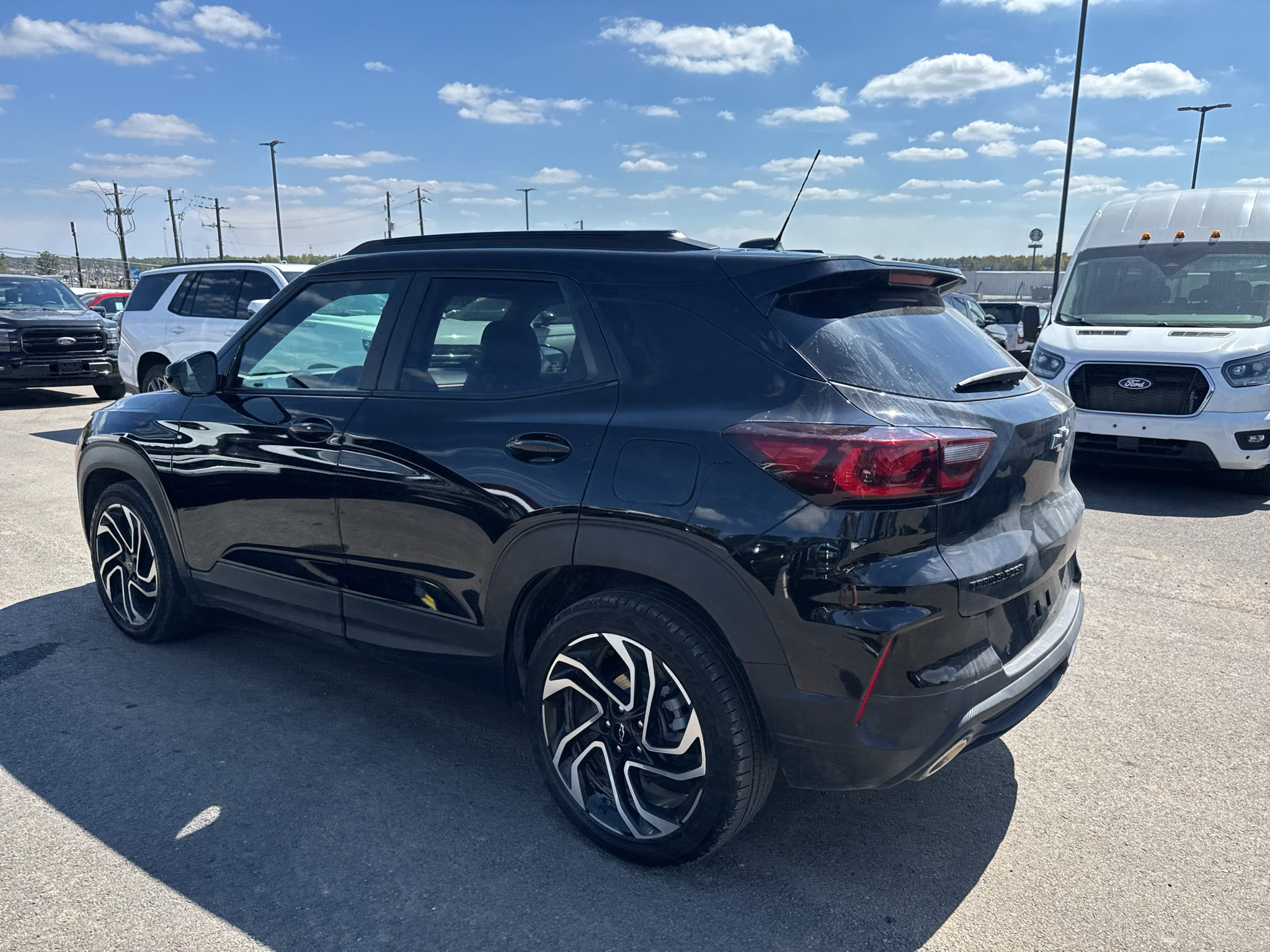Used 2024 Chevrolet TrailBlazer RS w/ Convenience Package FWD image 9