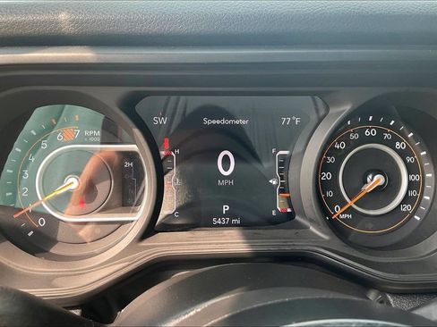 Used 2024 Jeep Wrangler Unlimited Sport AWD/4WD image 18