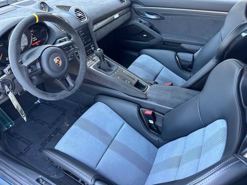 Certified 2024 Porsche 718 Cayman GT4 RS image 4