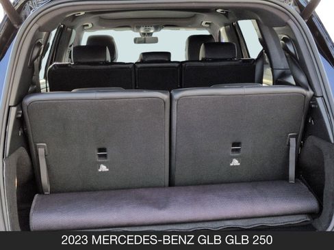 Used 2023 Mercedes-Benz GLB 250 image 20