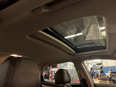 Used 2018 Honda Civic EX-L image 17