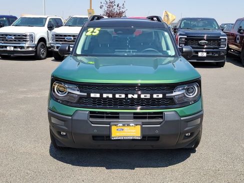 Certified 2025 Ford Bronco Sport Outer Banks w/ Outer Banks Tech Package+ AWD/4WD image 5