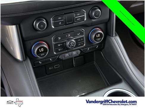 Certified 2022 Chevrolet Tahoe Z71 w/ Luxury Package AWD/4WD image 22