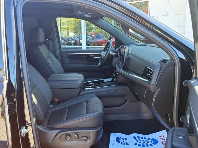 Used 2025 Chevrolet Tahoe RST w/ RST Capability Package AWD/4WD image 25