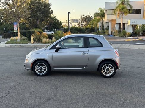 Used 2015 FIAT 500 Pop FWD image 2