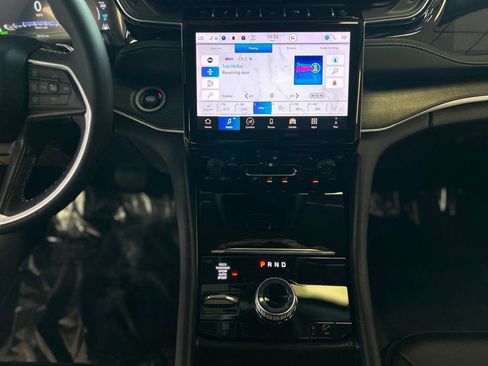 Used 2024 Jeep Grand Cherokee Limited 4xe image 35