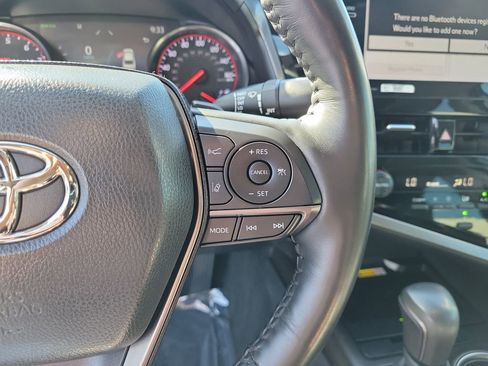 Used 2022 Toyota Camry XSE w/ Carpet Mat Package (TMS) image 24
