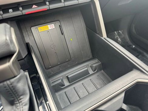 Used 2024 Toyota Tundra Limited image 17