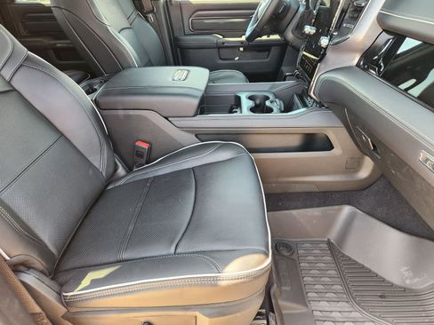 New 2026 RAM 2500 Rebel AWD/4WD image 13