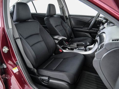 Used 2015 Honda Accord Sport image 29
