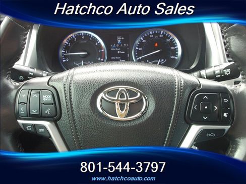 Used 2014 Toyota Highlander Limited image 14