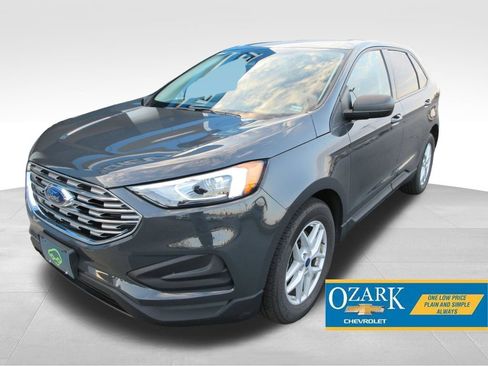 Used 2021 Ford Edge SE FWD image 1