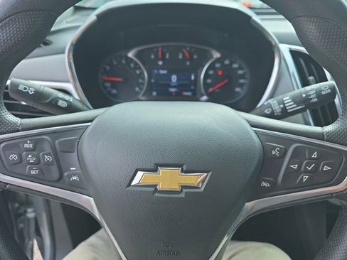 Used 2023 Chevrolet Equinox LT image 18