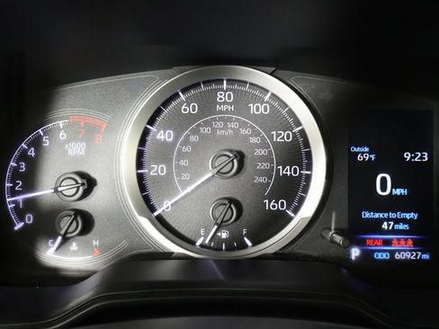 Used 2020 Toyota Corolla LE FWD image 34