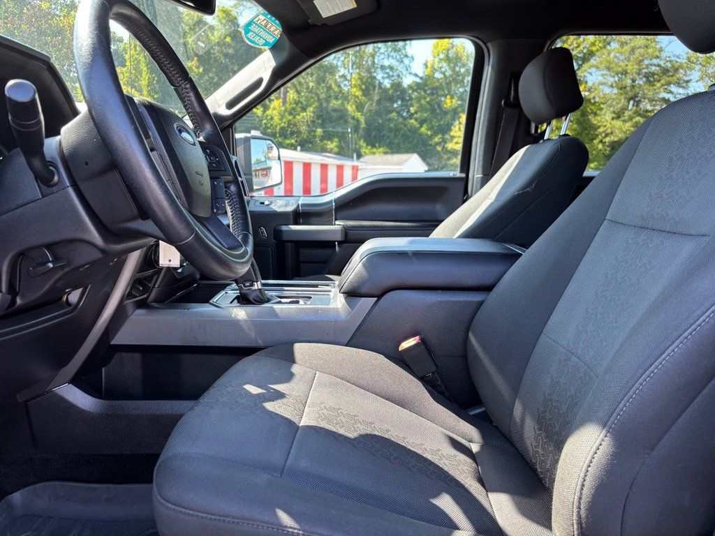 Used 2018 Ford F150 XLT w/ Equipment Group 302A Luxury AWD/4WD image 22