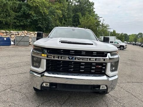 Used 2022 Chevrolet Silverado 3500 LT w/ Convenience Package AWD/4WD image 8