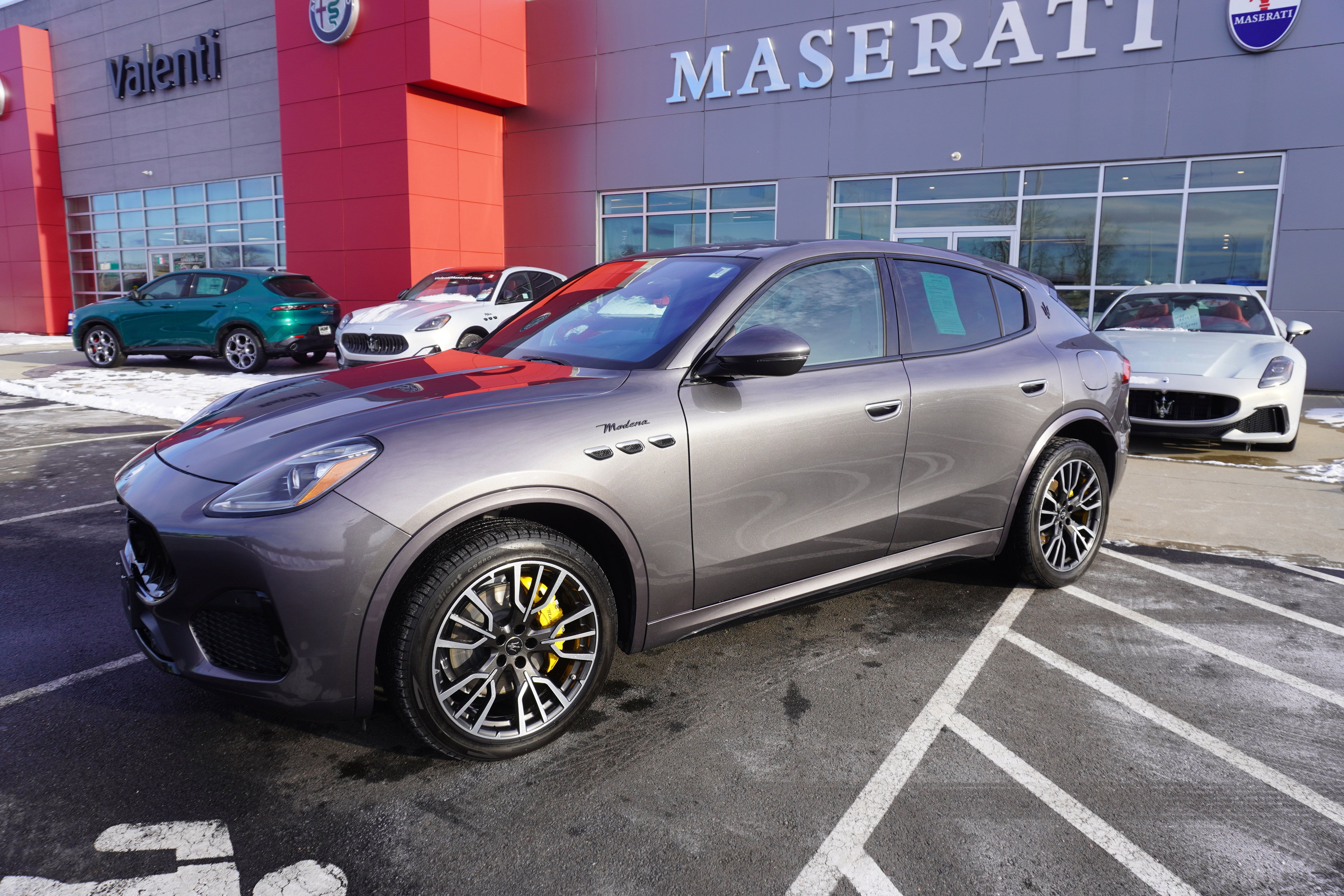 Used 2023 Maserati Grecale Modena AWD/4WD image 3