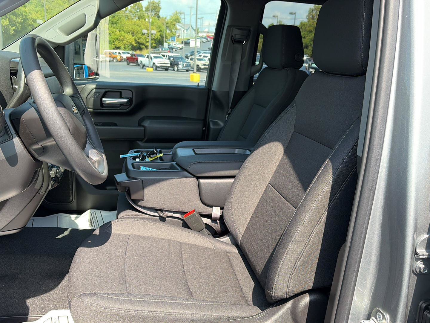 New 2026 Chevrolet Silverado 2500 Custom w/ Custom Value Package AWD/4WD image 12
