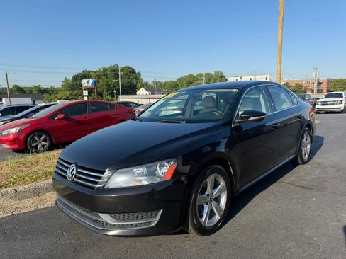 Used 2012 Volkswagen Passat 2.5 SE FWD image 3