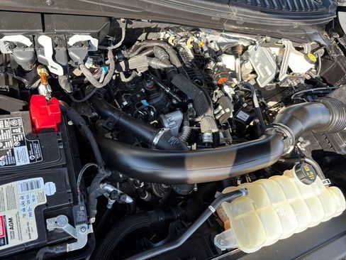 Used 2023 Ford Expedition Limited AWD/4WD image 28